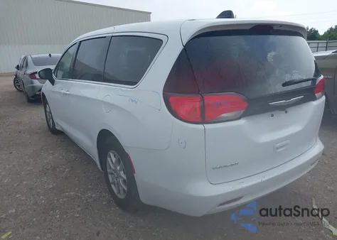 2023 Chrysler Voyager Lx z USA, uszkodzony, nr VIN 2C4RC1CG3PR525941